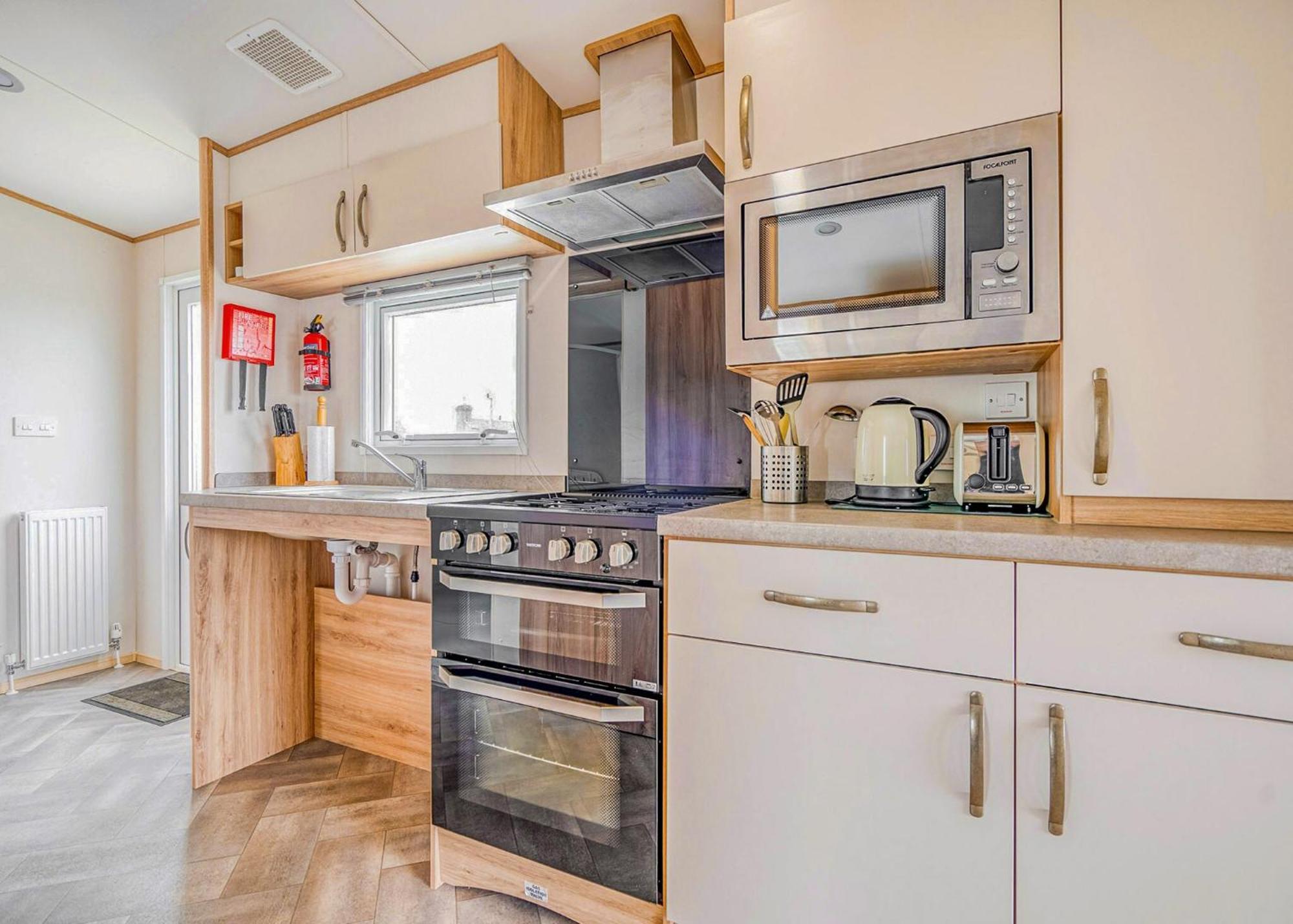 Meadow Lakes Holiday Park St Austell Kültér fotó