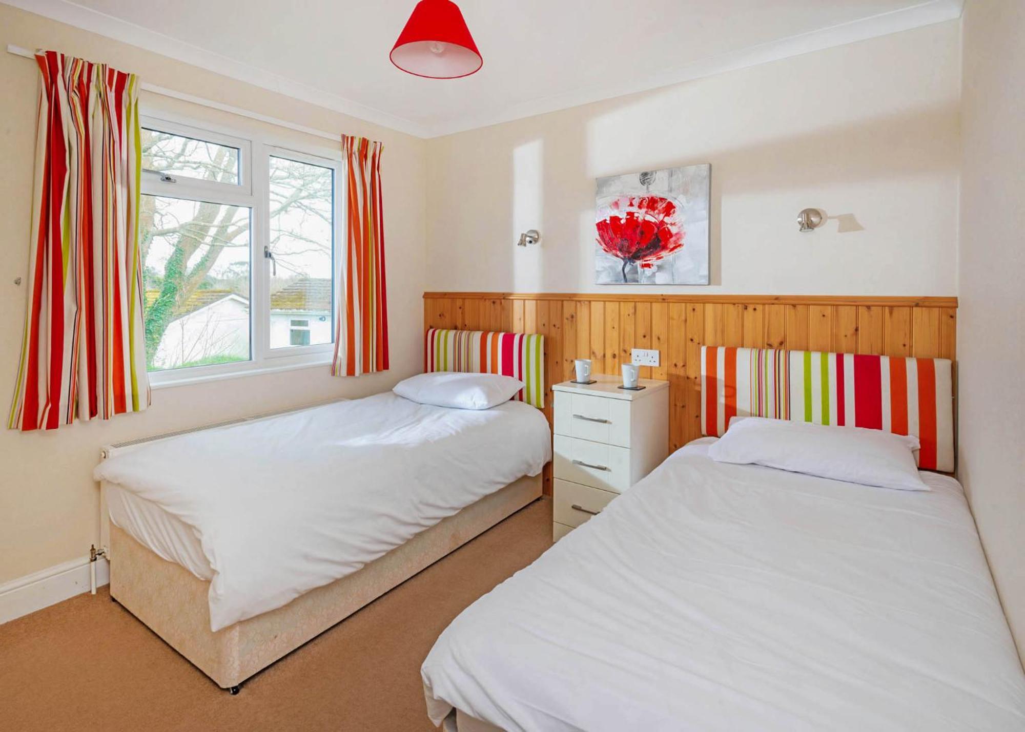 Meadow Lakes Holiday Park St Austell Szoba fotó
