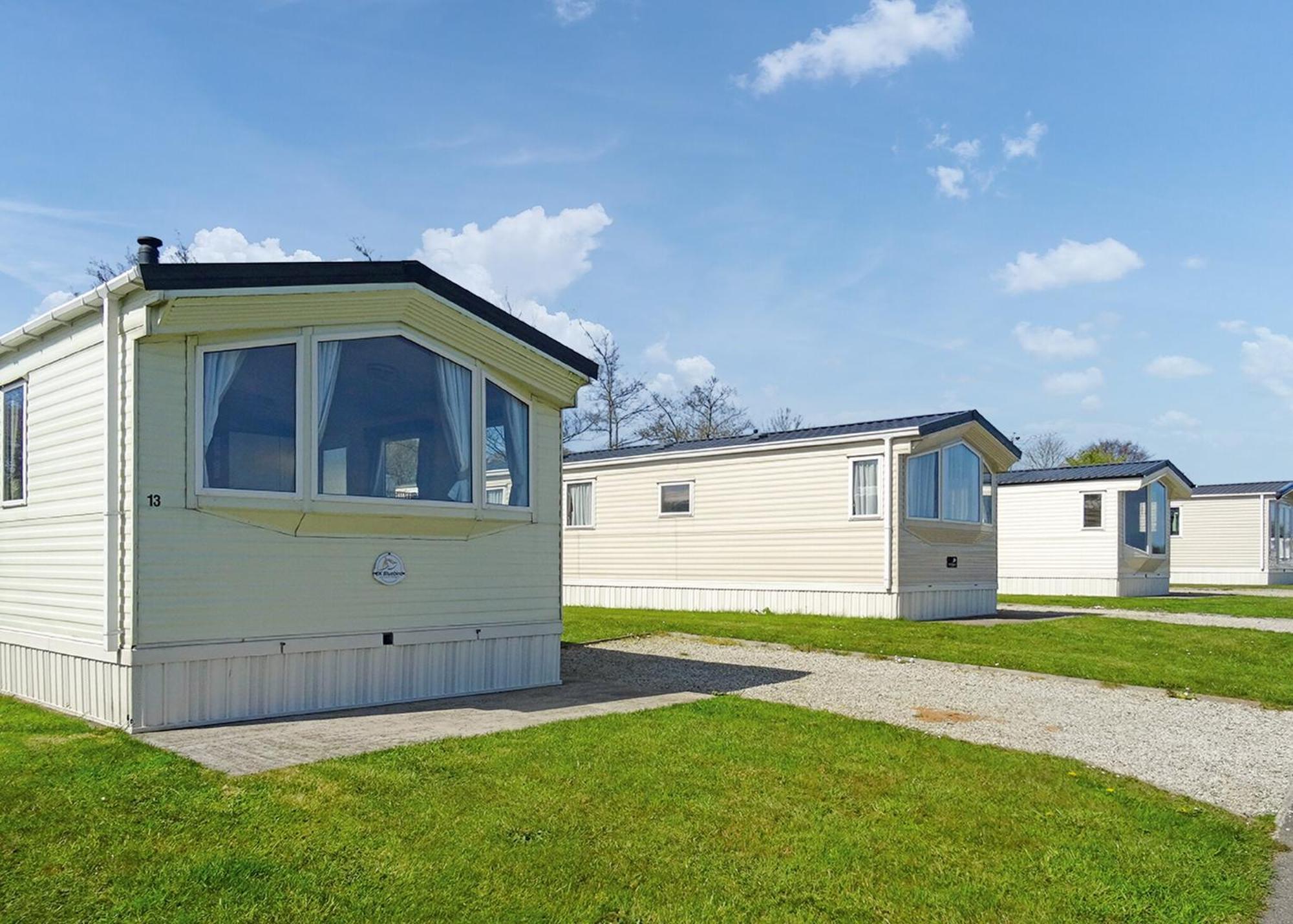 Meadow Lakes Holiday Park St Austell Szoba fotó